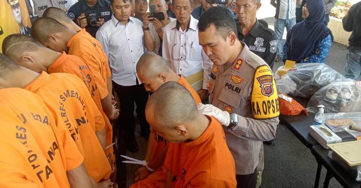 Dalam upaya memelihara keamanan dan ketertiban di wilayahnya, Polres Sumedang berhasil mengungkap serangkaian tindak pidana yang terjadi dalam kurun waktu dua pekan terakhir