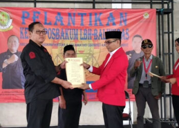 Ketua Pos Bantuan Hukum (Posbakum) Lembaga Bantuan Hukum Badan Perlindungan Hukum dan Kekerasan (LBH Balinkras) Kecamatan Cisompet dan Karangpawitan, Kabupaten Garut dilantik