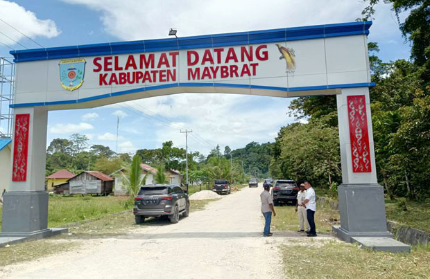 Gerbang Masuk Kabupaten Maybrat