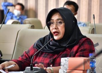 Anggota DPRD Jawa Barat Dra. Hj. Tia Fitriani